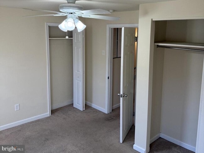 Building Photo - 223 Gerritt St