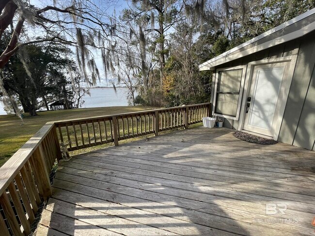 Building Photo - 6621 Purvis Rd