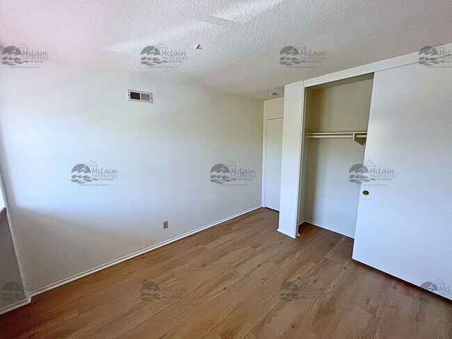 Building Photo - Two Story 3BD/2.5BA Home In Carmel Valley