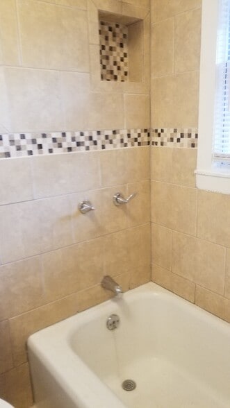 Building Photo - 301 Culbreth Ave