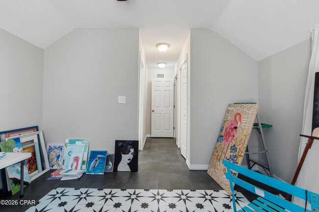 Building Photo - 855 Mande Ct