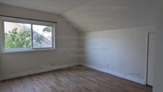 Building Photo - 3246 Dolonita Ave