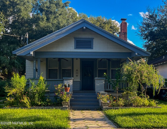 Primary Photo - 2258 Ernest St