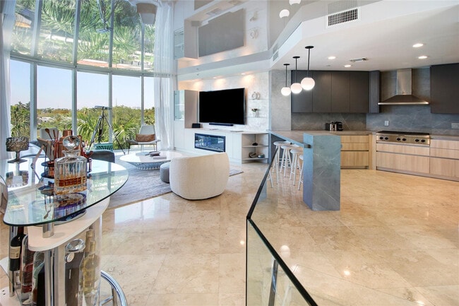 Building Photo - 301 Hendricks Isle