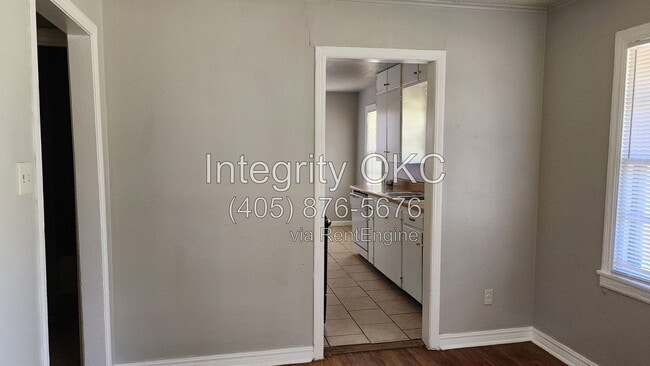 Building Photo - 2900 NW 46th St
