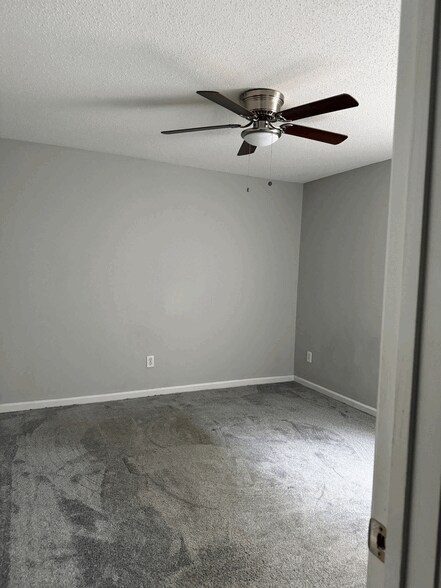 Building Photo - 217 Night Heron Dr