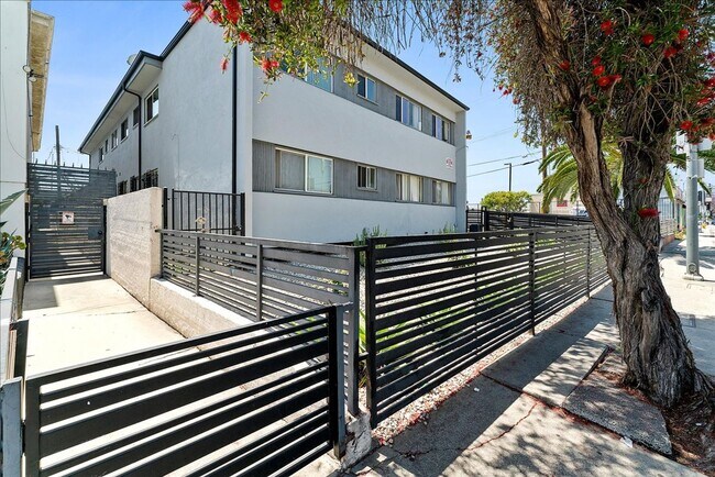 Building Photo - 6060 Cadillac Ave