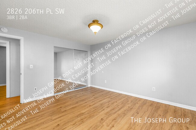 Building Photo - 2826 206th Pl SW