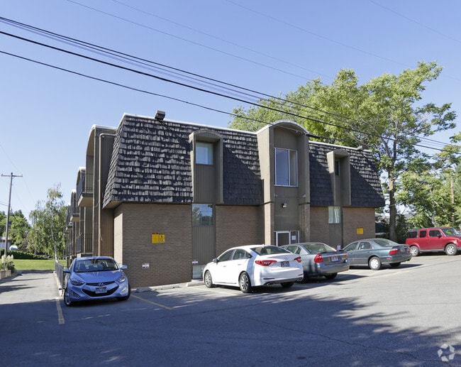 Building Photo - The Monterrey Apartments