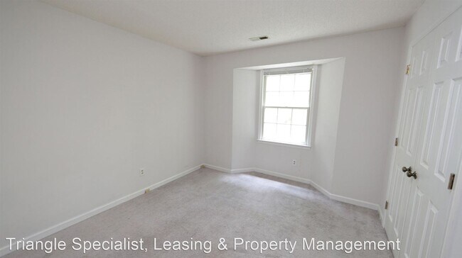 Building Photo - 1501 Creekwood Ct