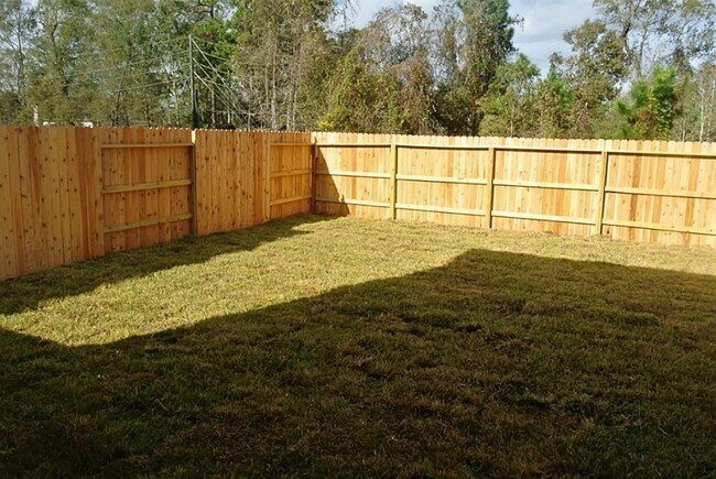 Building Photo - 1742 Parkside Shrs Ln