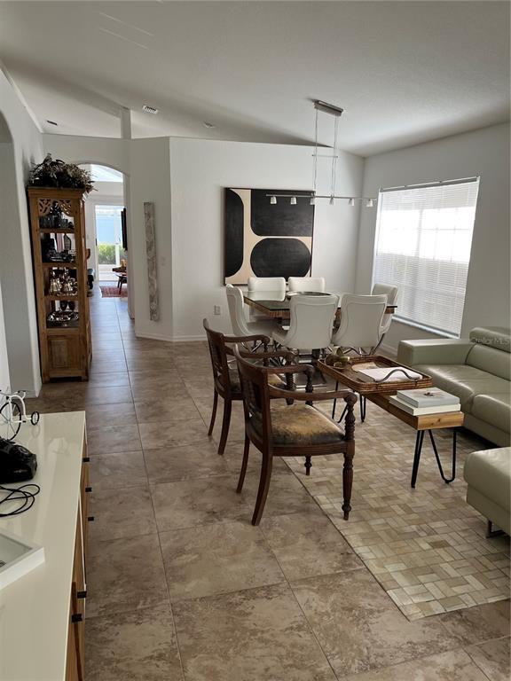 Building Photo - 5136 Sterling Manor Dr