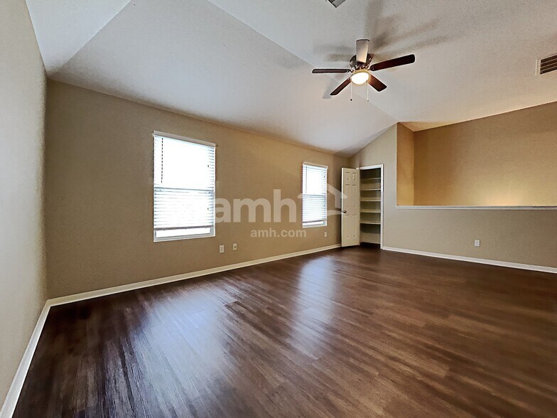 Building Photo - 2311 Stiller Ridge Way