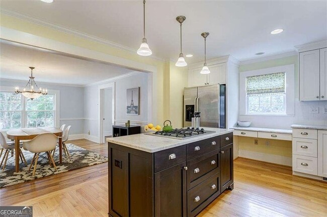 Building Photo - 1987 Knight Ct SE