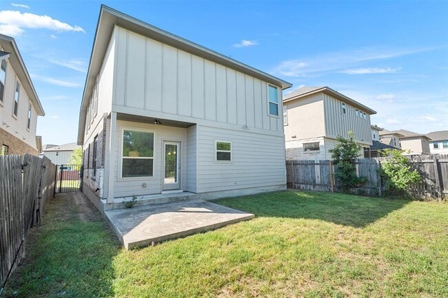 Building Photo - 3240 E Whitestone Blvd