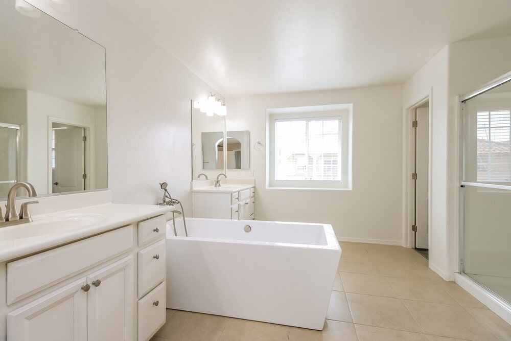 Building Photo - 1088 S Agnes Ln