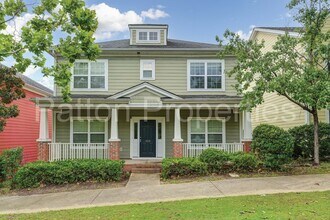 Building Photo - Rosewood Hills Home