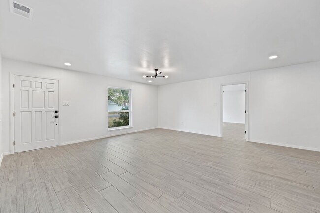 Building Photo - Welcome to Lark!