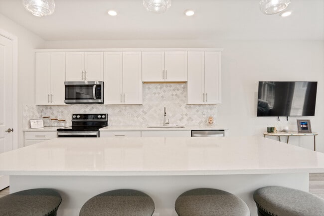 Building Photo - 1862 Tarni Way