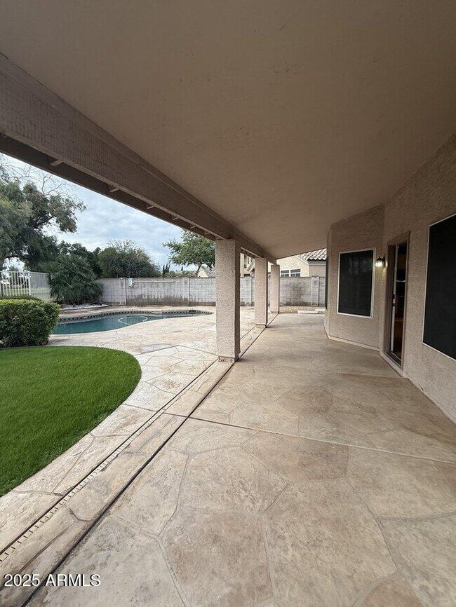 Building Photo - 6079 W Irma Ln