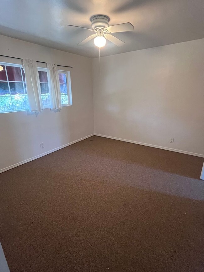 Building Photo - NICE APARTMENT IN SACRAMENTO CLOSE TO SAC ...