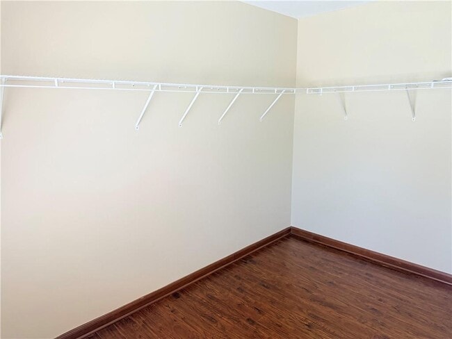 Building Photo - 2066 Peach Shoals Cir