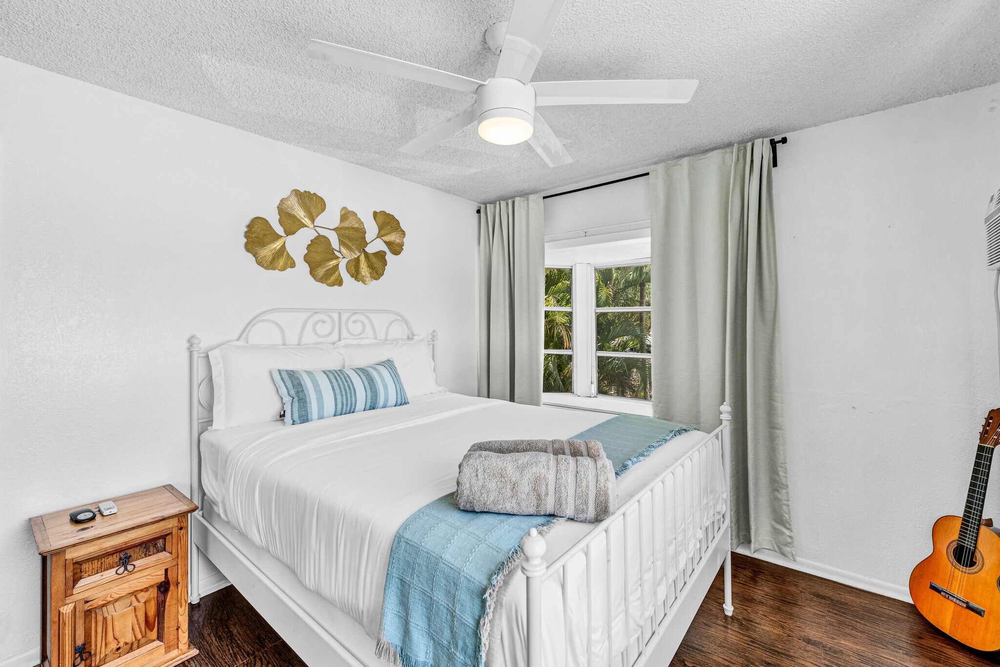 2nd bedroom - 3509 NE 20th Ave