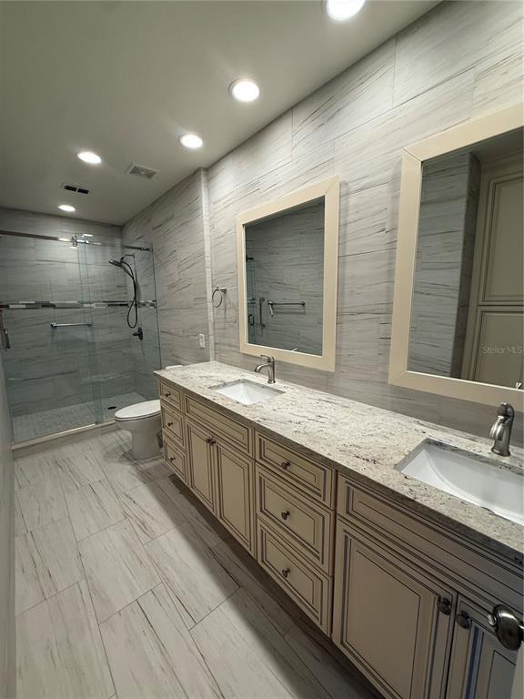 Building Photo - 501 Mirasol Cir