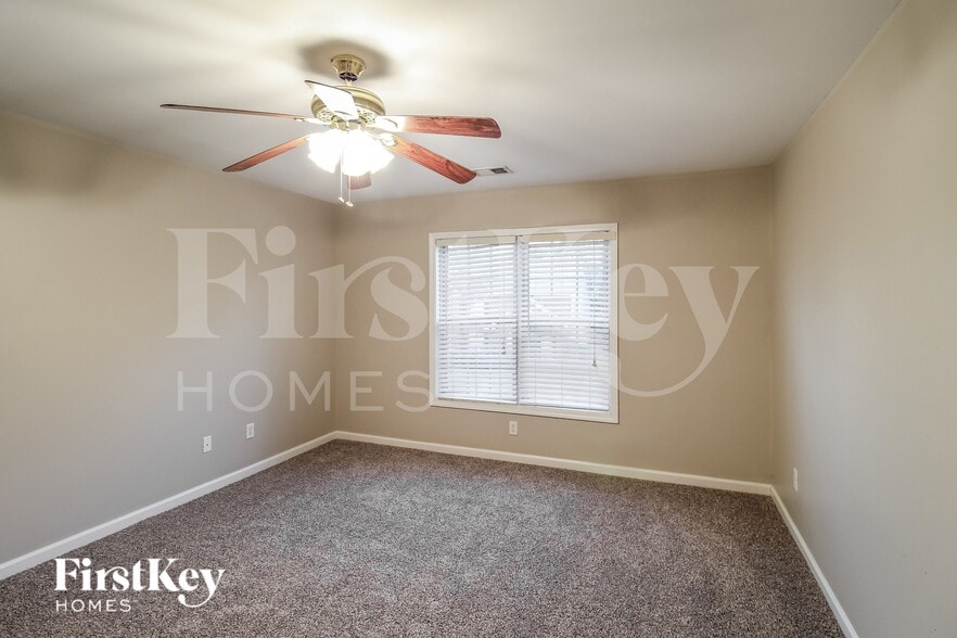 Building Photo - 2775 Haynes Club Cir SW