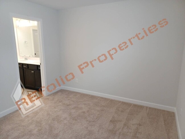 Building Photo - 9104 Kitchin Farms Wy