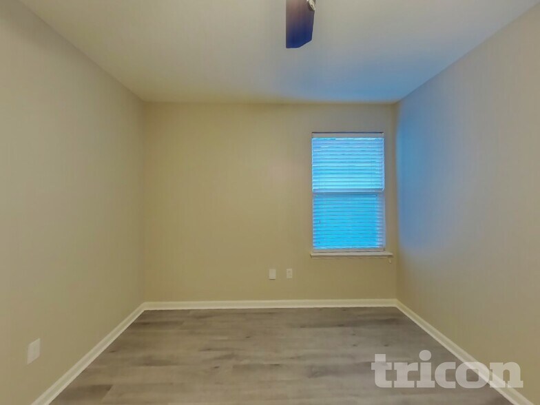 Building Photo - 10046 Bengal Fox Dr
