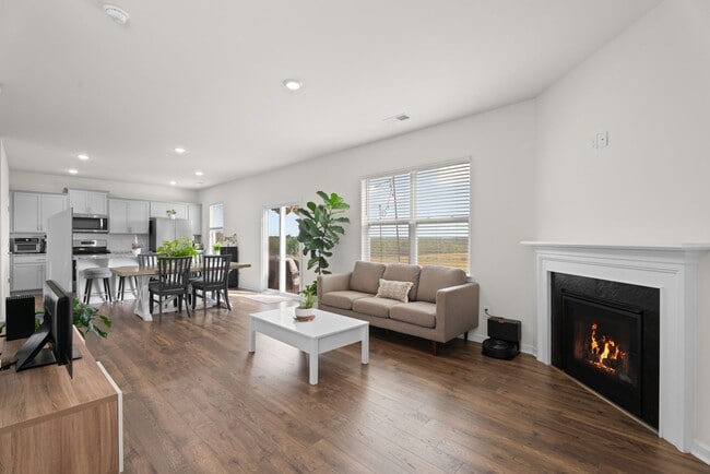 Building Photo - NEW BUILD! AMENITIES!! Lease Only.