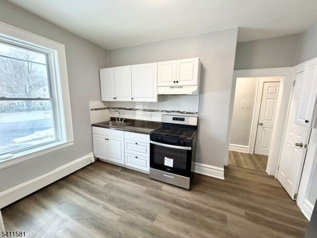 Building Photo - 310 Orange Rd