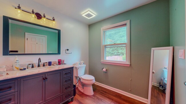 Building Photo - Beautiful Colonial Cape with Fireplace, De...