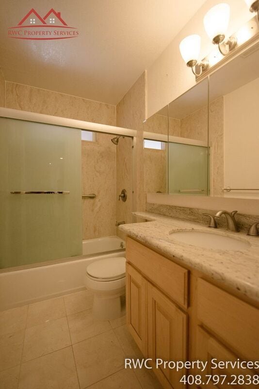 Building Photo - 4267 Will Rogers Dr