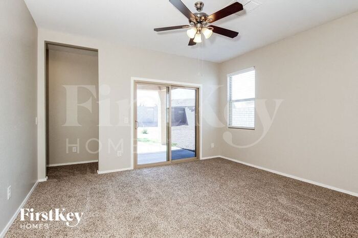 Building Photo - 8492 S 256th Dr