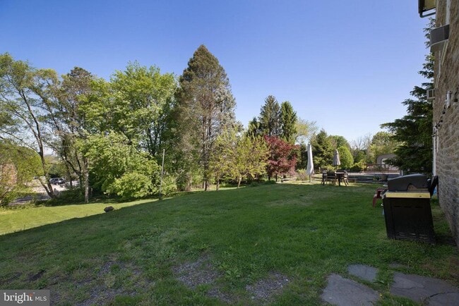 Building Photo - 1320 Butler Pike