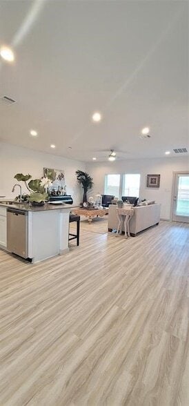 Building Photo - 1015 Starcross Bnd Dr