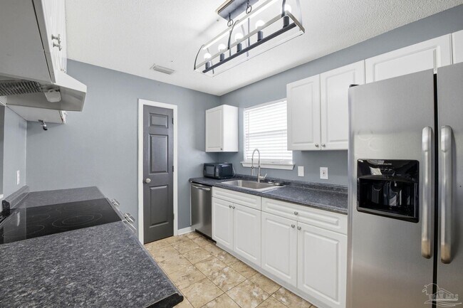 Building Photo - 7312 Gordon Evans Rd