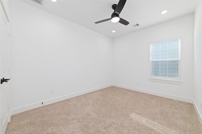 Building Photo - 3444 Bolin Rd