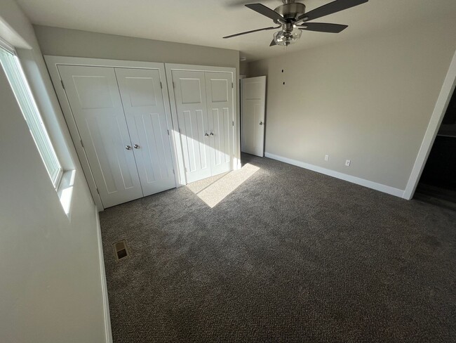 Building Photo - NEW Four Bed Cedar City!