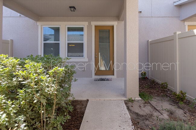 Building Photo - 3/2.5 Town Home in Windermere