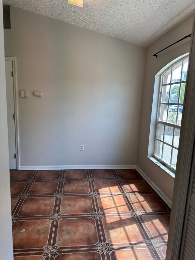 Building Photo - Glenridge 3/2 Home Located in Lakeland