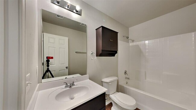 Building Photo - 4309 Umbria Rd