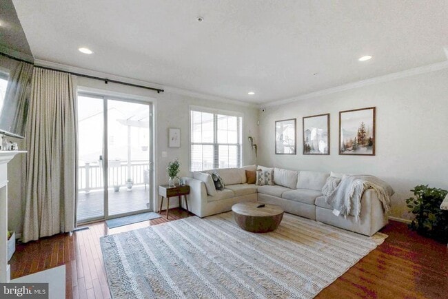 Building Photo - 13707 Petrel St