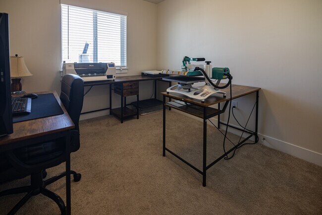 Building Photo - 4056 S 2800 W