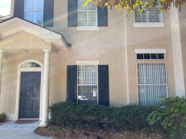 Building Photo - 4 Indigo Run Dr