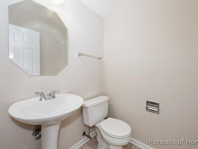Building Photo - 1086 Park Hill Cir