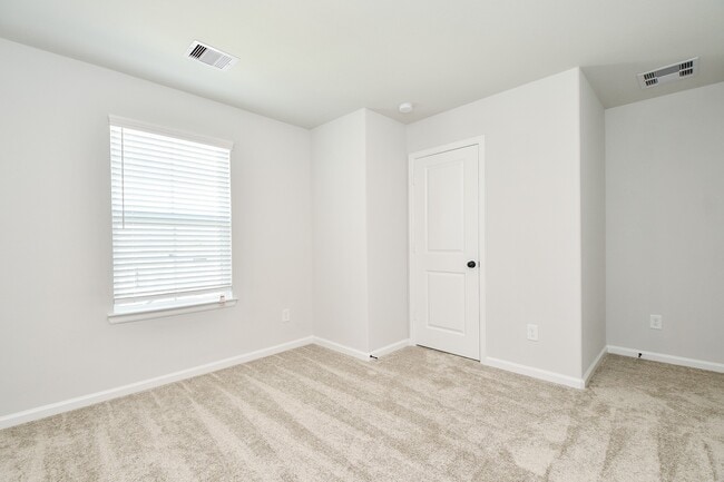 Building Photo - 12931 California Palm Ct