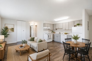 Building Photo - Dunlea Apartments